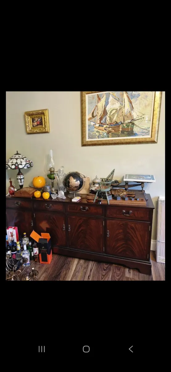 Mahogany sideboard - Image 1