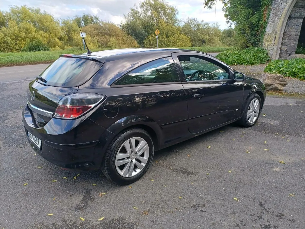 Opel Astra 08 1.4petrol Gtc, Nct/tax - Image 2
