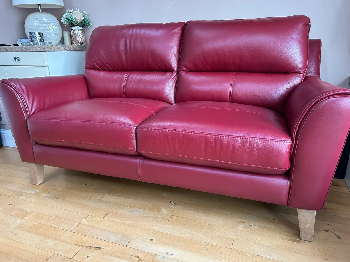 2 seater real leather sofa - Image 3
