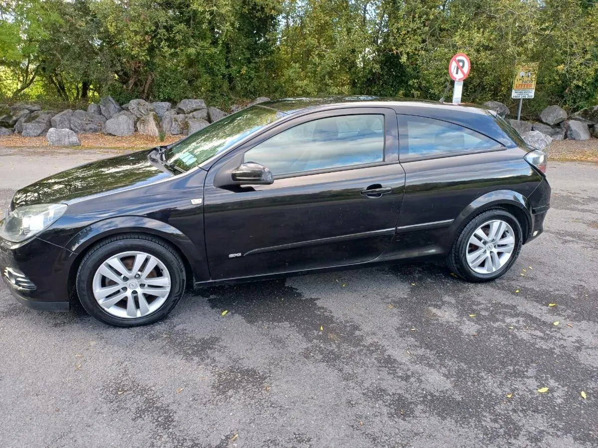 Opel Astra 08 1.4petrol Gtc, Nct/tax - Image 3
