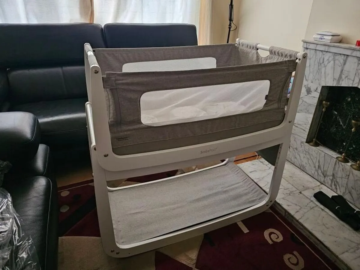 SnuzPod 4 Bedside Crib in Immaculate condition with Extras - Image 1