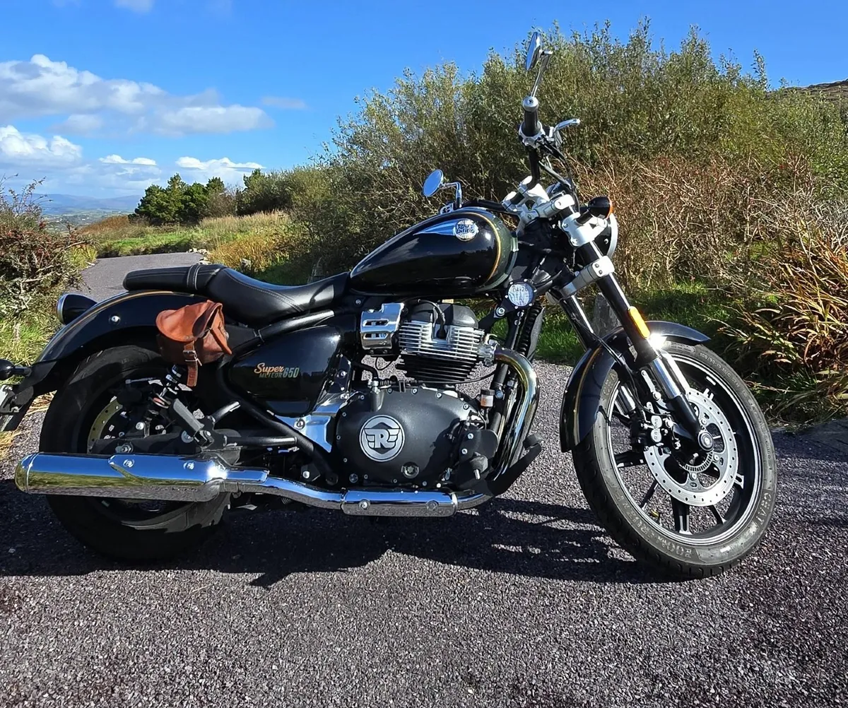 ROYAL ENFIELD Super Meteor 650 - Image 3