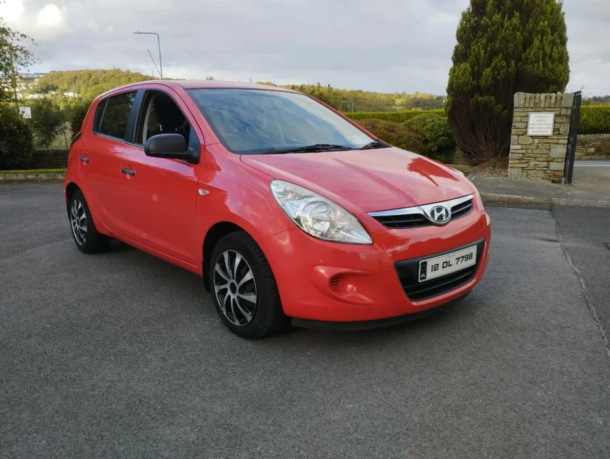 2012 Hyundai i20 - Image 2