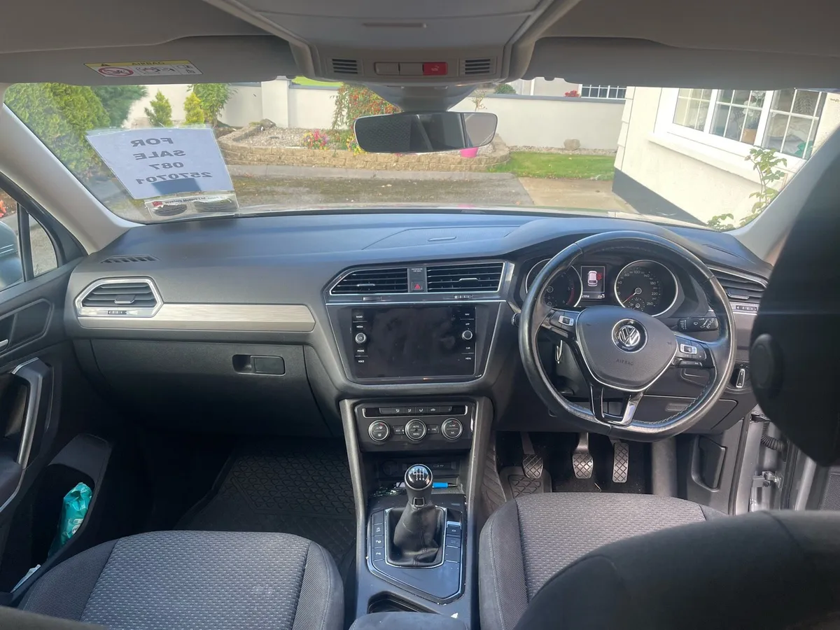 Car - Image 4