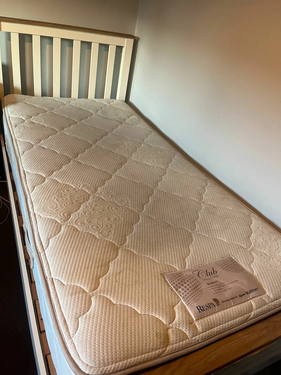 Ivory single bed with mattress - Image 3