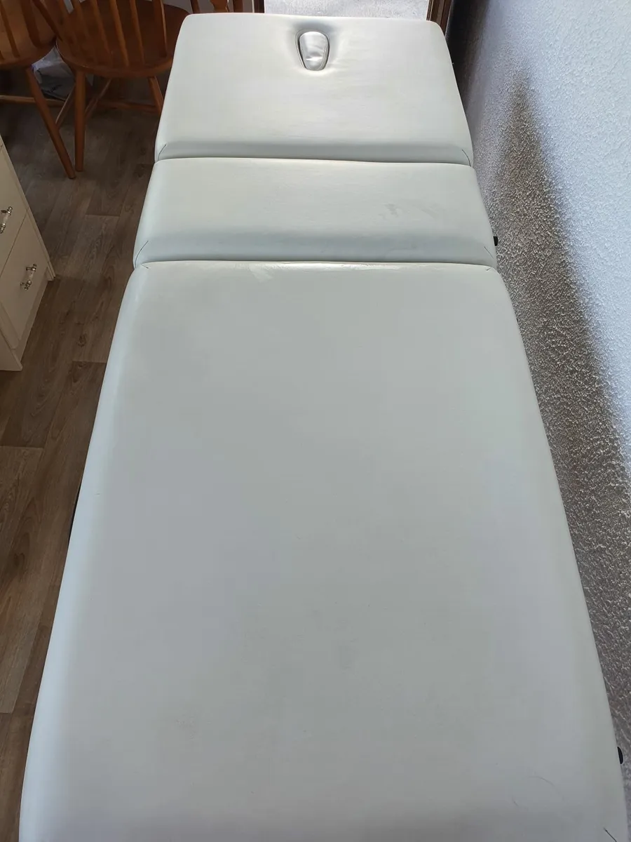 Massage Table - Image 2