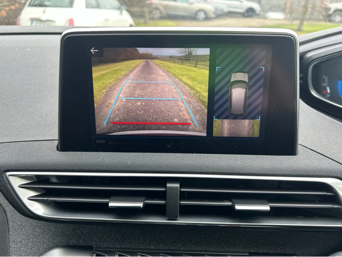 Peugeot 3008 GT-LINE AUTO DSL  69000KLMS///ELECTRI - Image 2