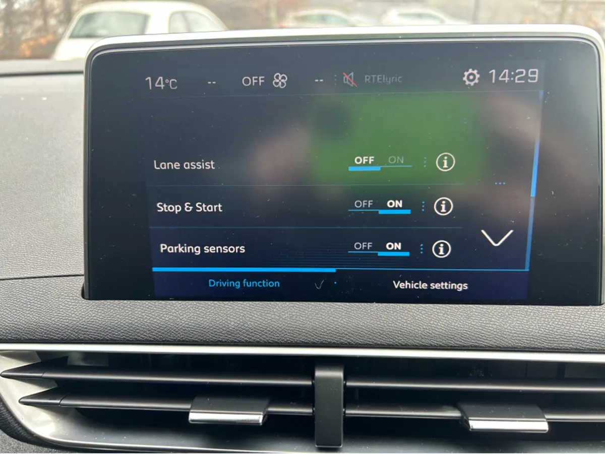 Peugeot 3008 GT-LINE AUTO DSL  69000KLMS///ELECTRI - Image 3