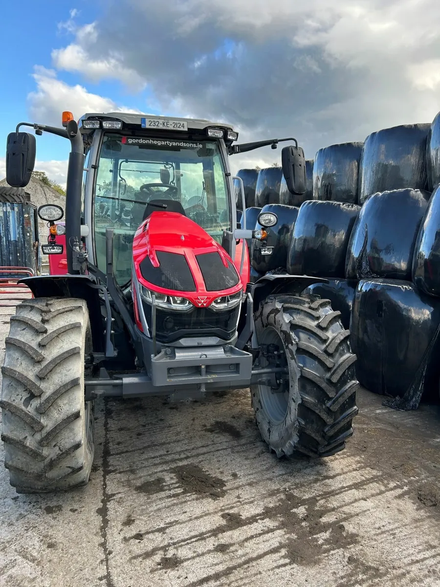 Massey Ferguson 5S. 125 - Image 2