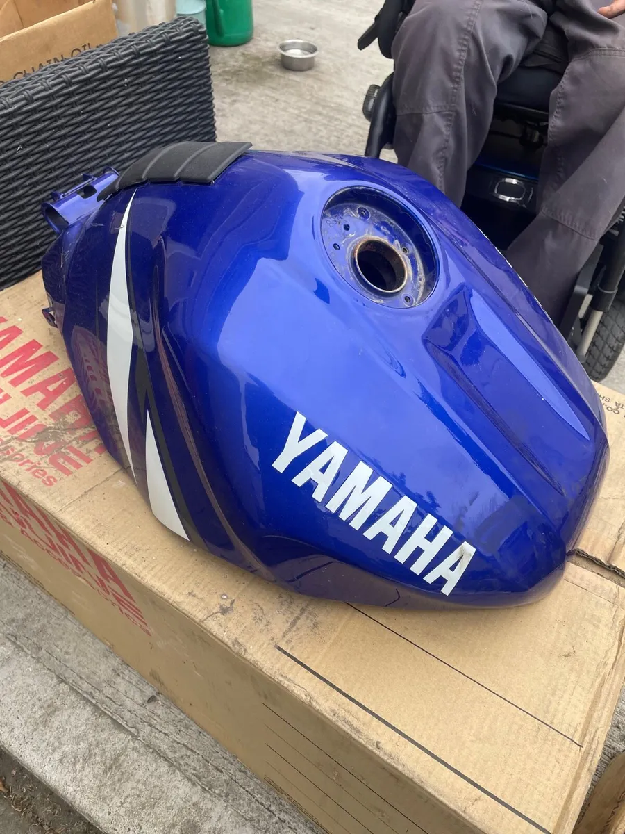 Yamaha petrol tank - Image 1