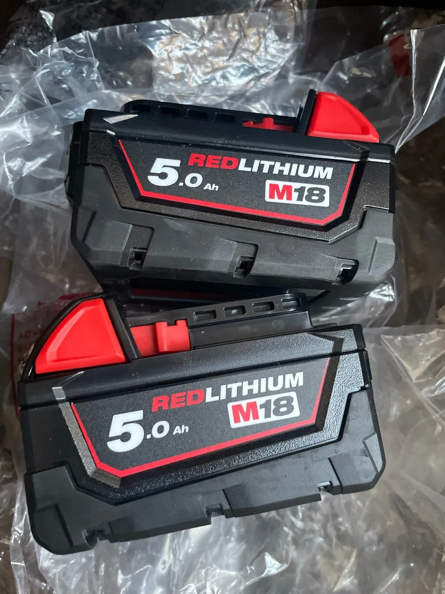 Milwaukee battery new m18b5 x2