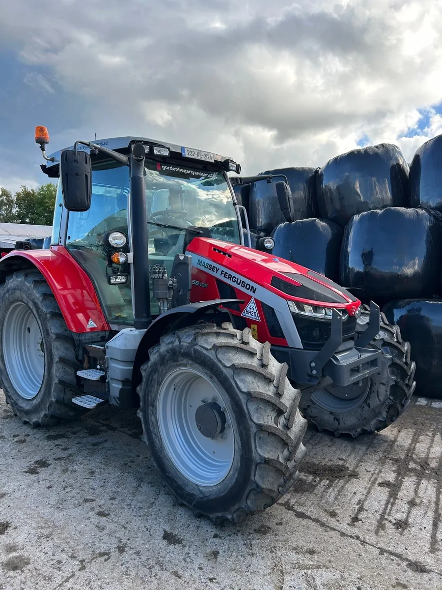 Massey Ferguson 5S. 125 - Image 1