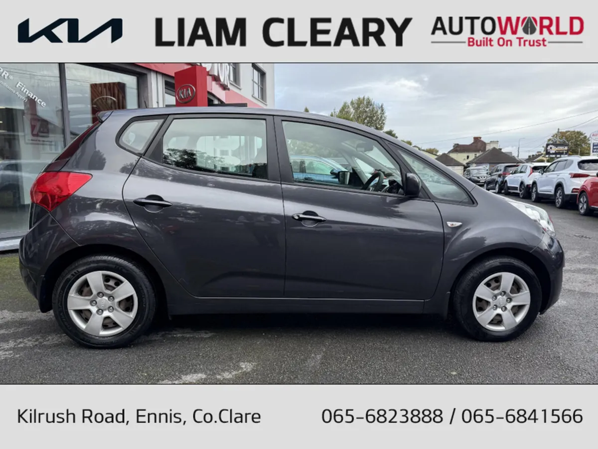 Kia Venga 1.4 LX 4DR - Image 2