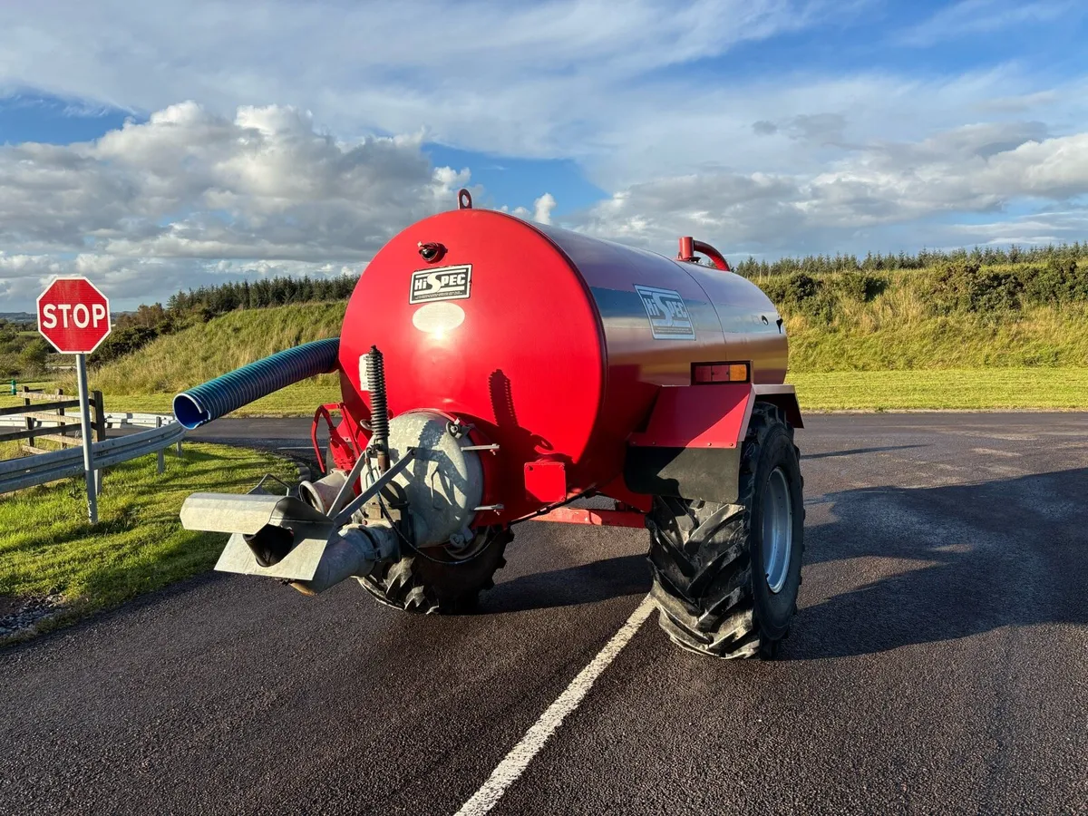 2016 Hispec 1600 Tanker - Image 3