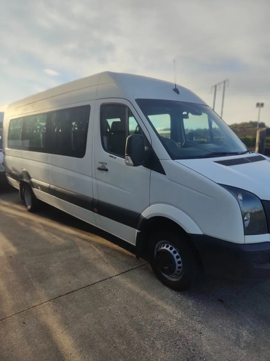 21 seater Volkswagen Crafter 2016 - Image 1