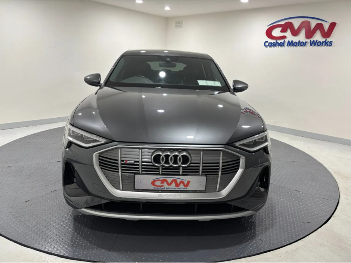 Audi e-tron S LINE 55 QUATTRO SPORTBACK 300KW 95KW - Image 2