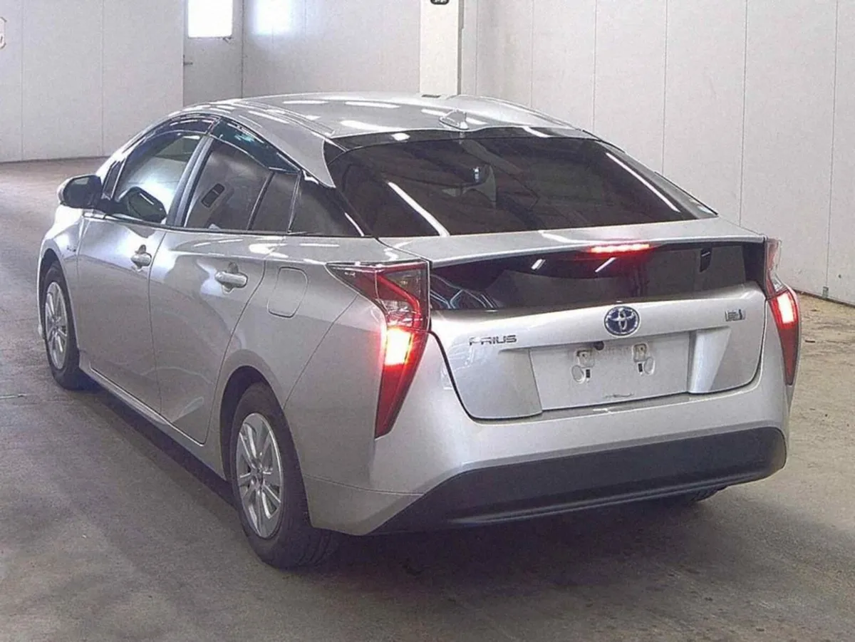 Toyota Prius 2017 Toyota Prius Hybrid 1.8 Petrol A - Image 2