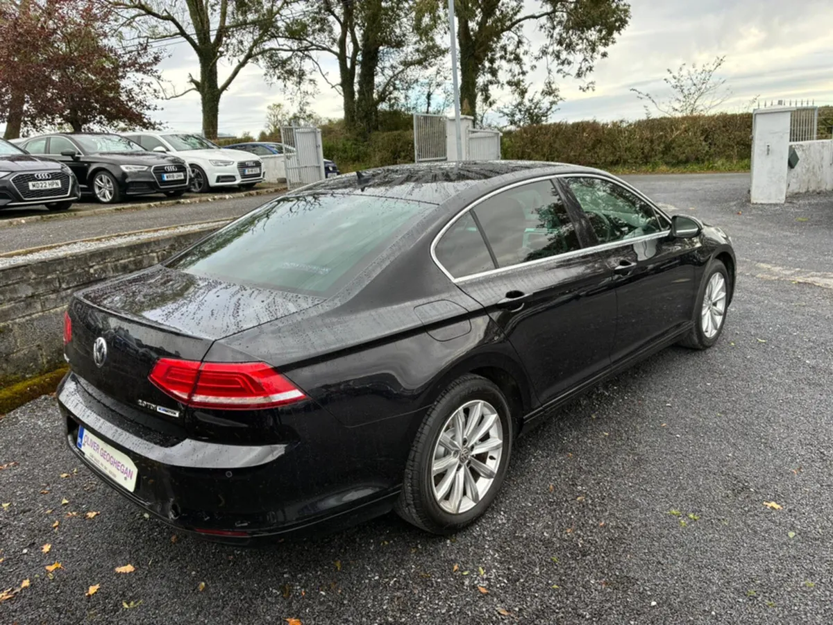 Volkswagen Passat 2.0 TDI SE BUSINESS BLUEMOTION 1 - Image 2