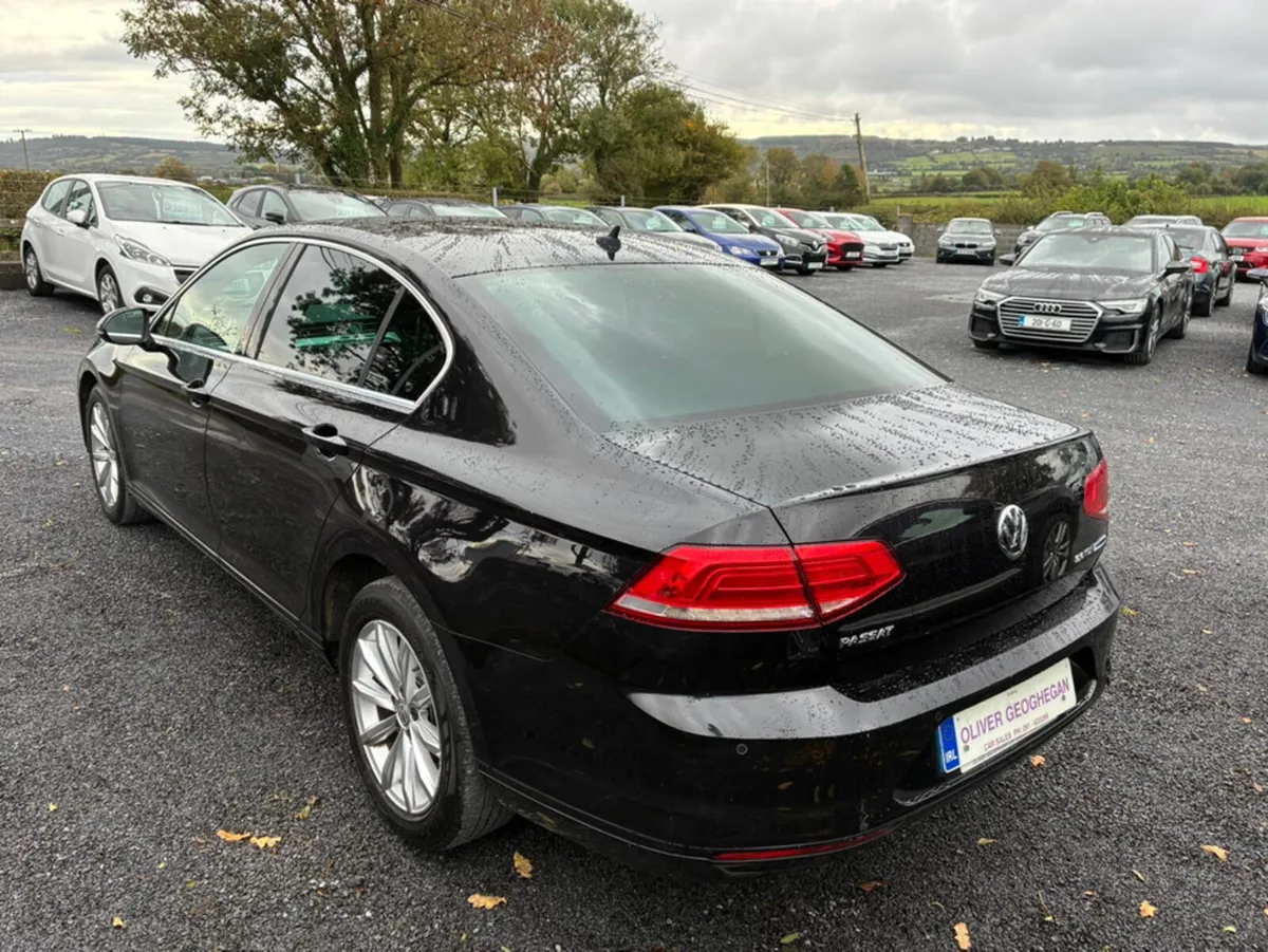 Volkswagen Passat 2.0 TDI SE BUSINESS BLUEMOTION 1 - Image 3