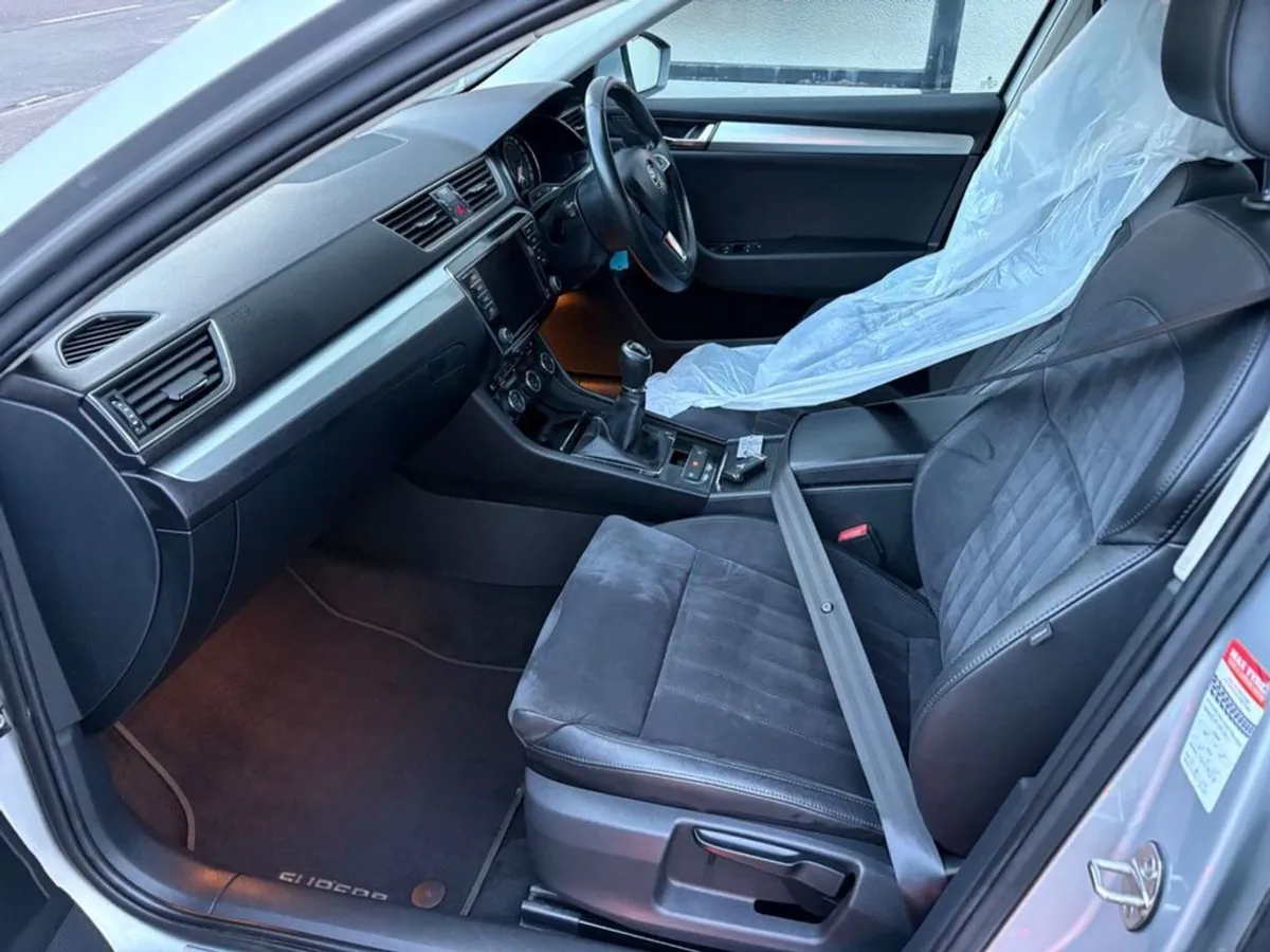 Skoda Superb 1.6 TDI 120 Ambition 180Km - Image 4