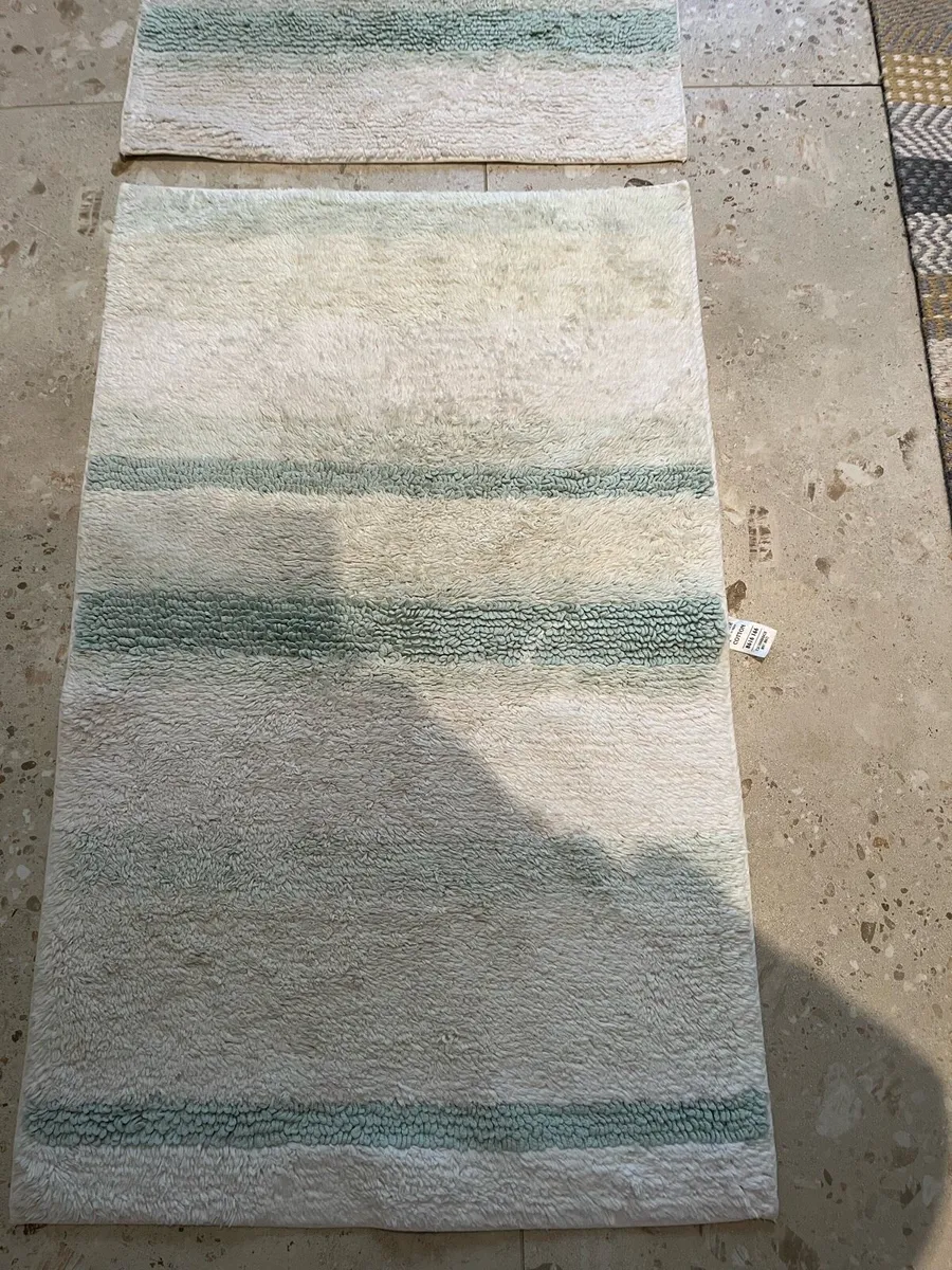 Bathroom mats - Image 2