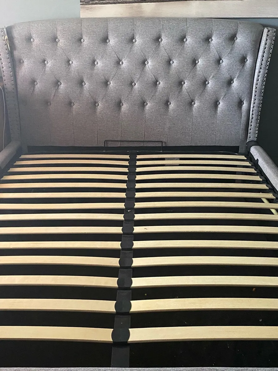Queen size ottoman bed - Image 1