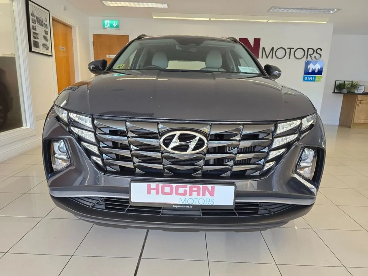 Hyundai Tucson Executive Diesel - Image 2
