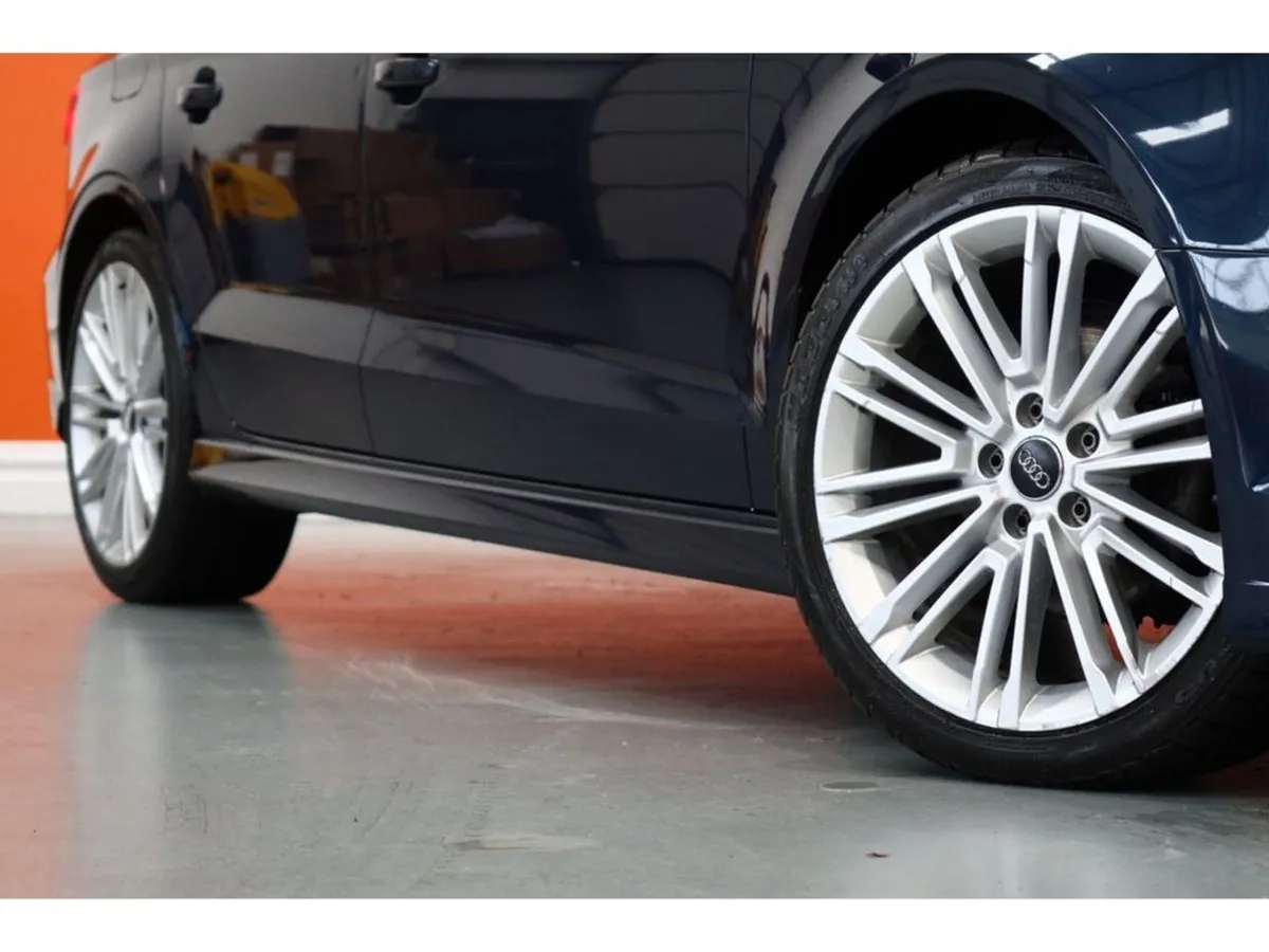 Audi A3 1.6 TDI S-line  Limousine  65 - Image 2