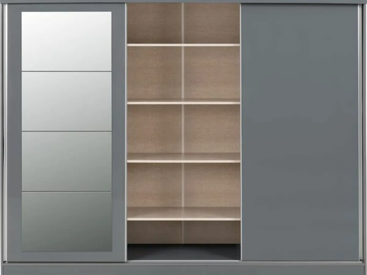 WARDROBES - Image 4
