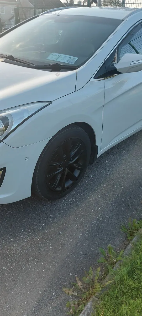 Hyundai i40 2015 automatic van - Image 4