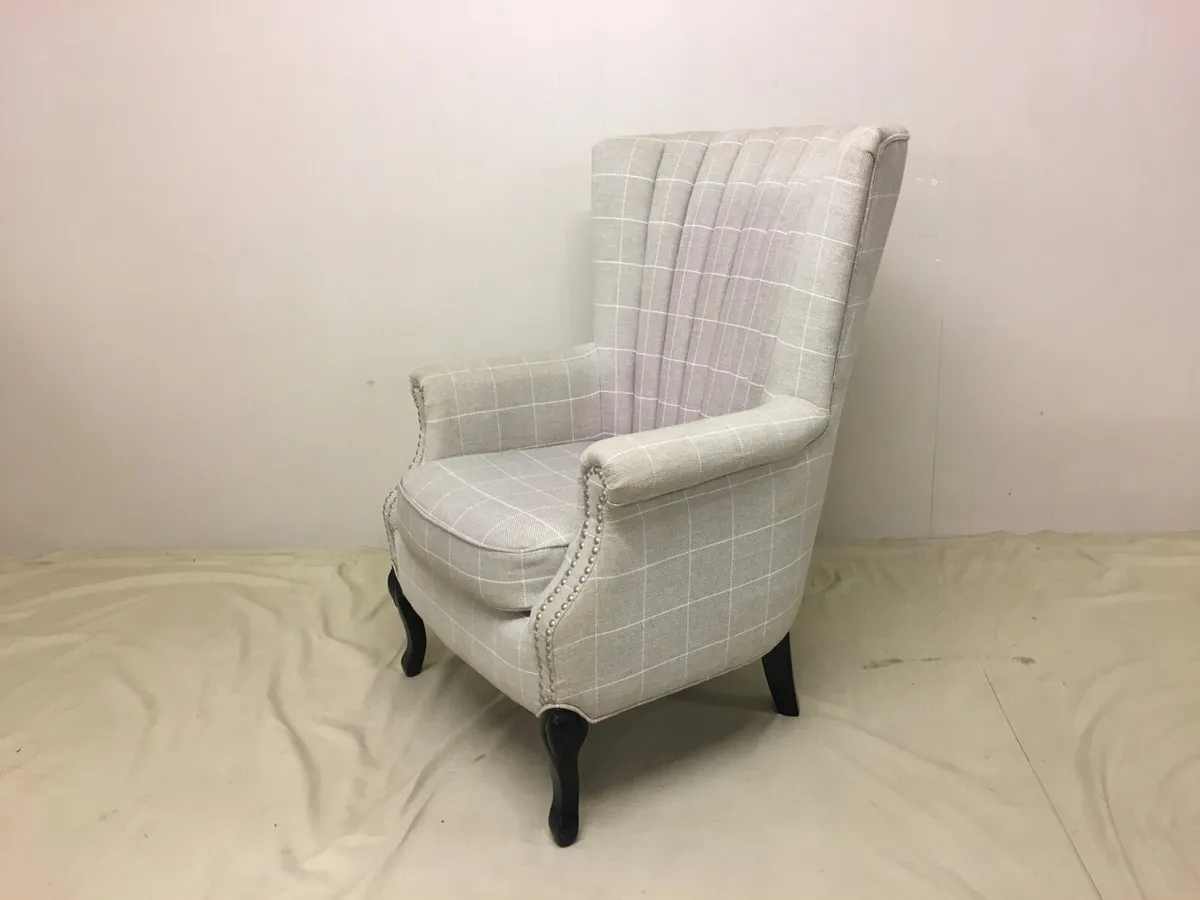 Armchair - Image 1