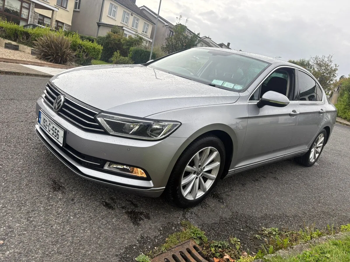 Volkswagen Passat - Image 3