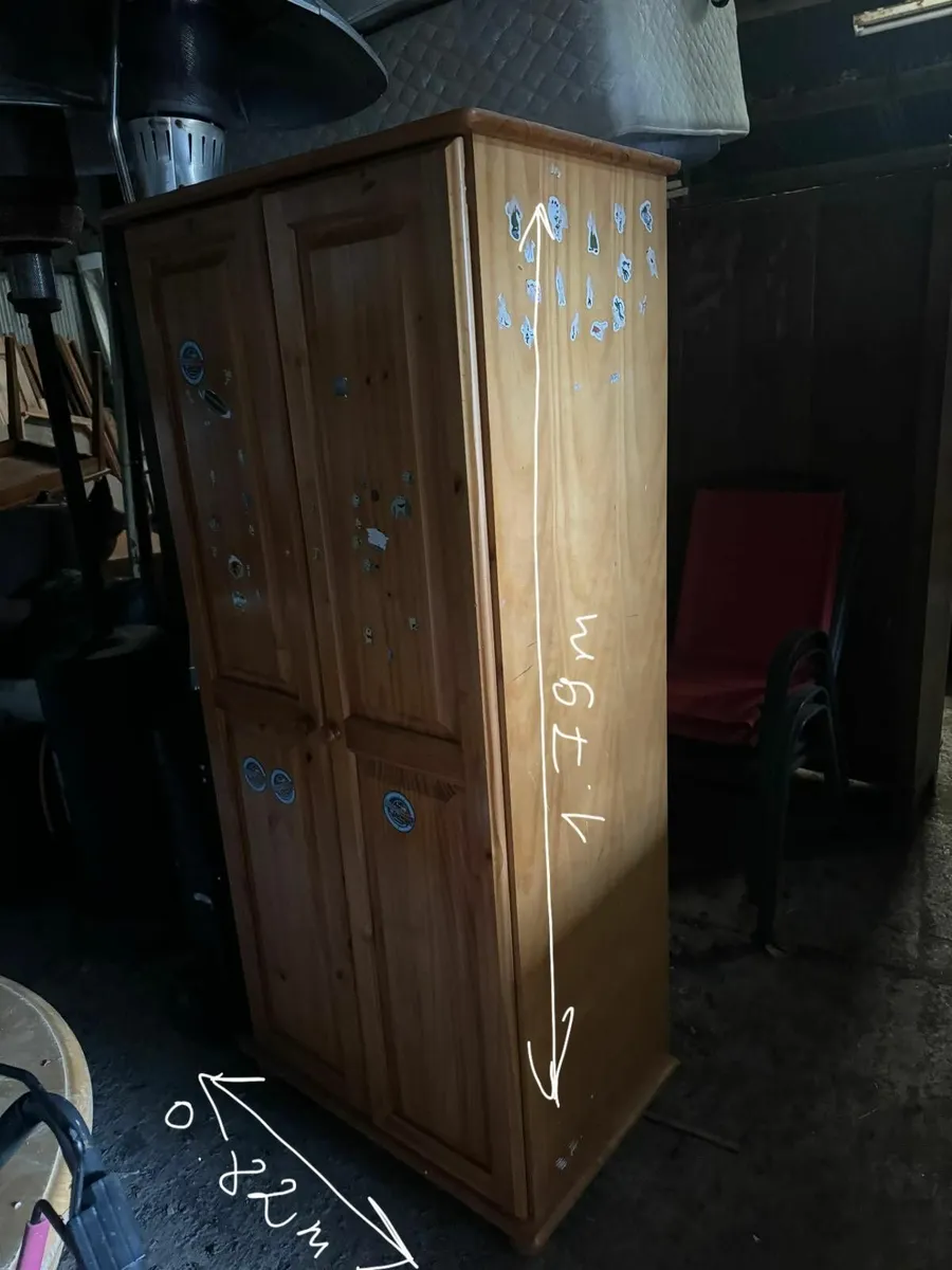 wardrobe - Image 1