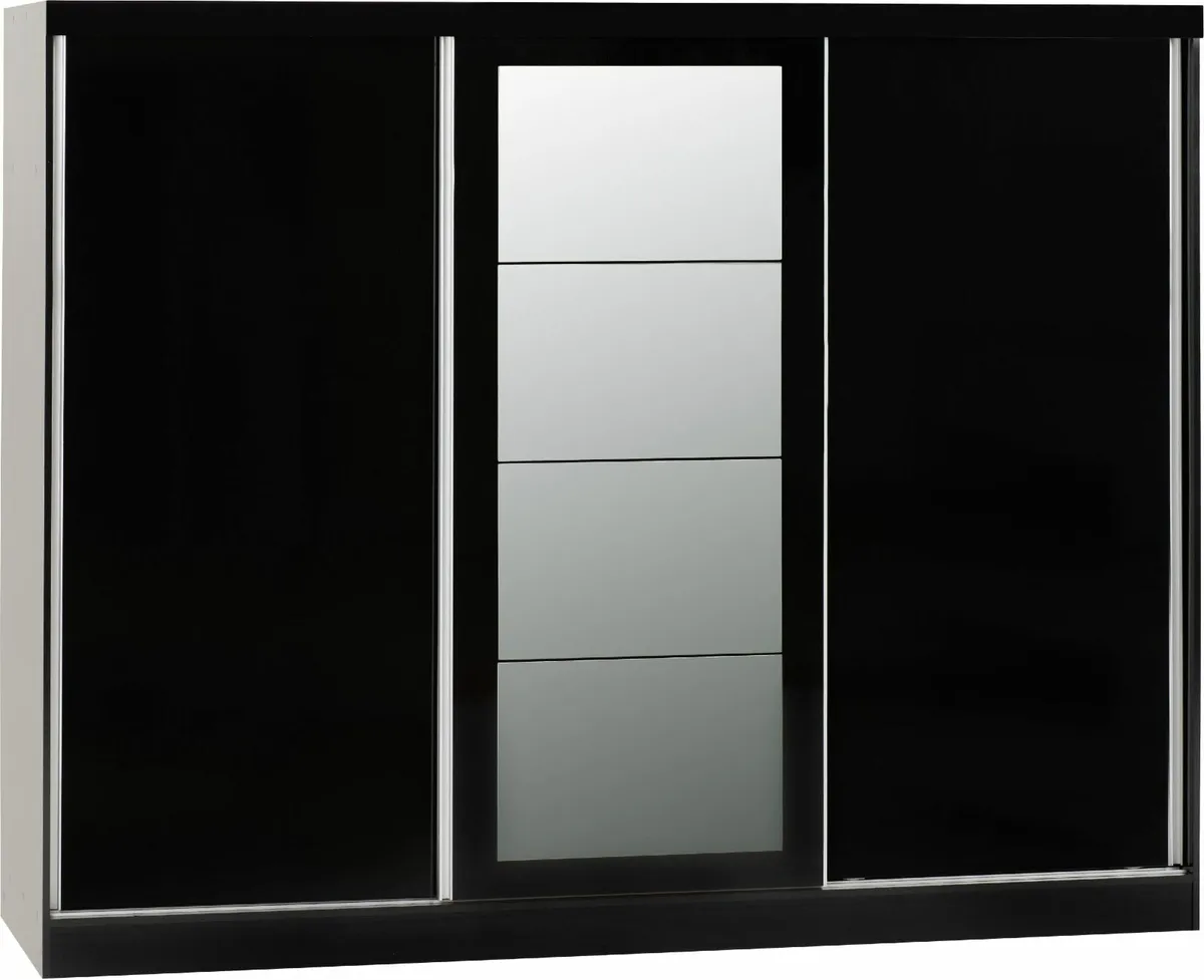 WARDROBES - Image 1