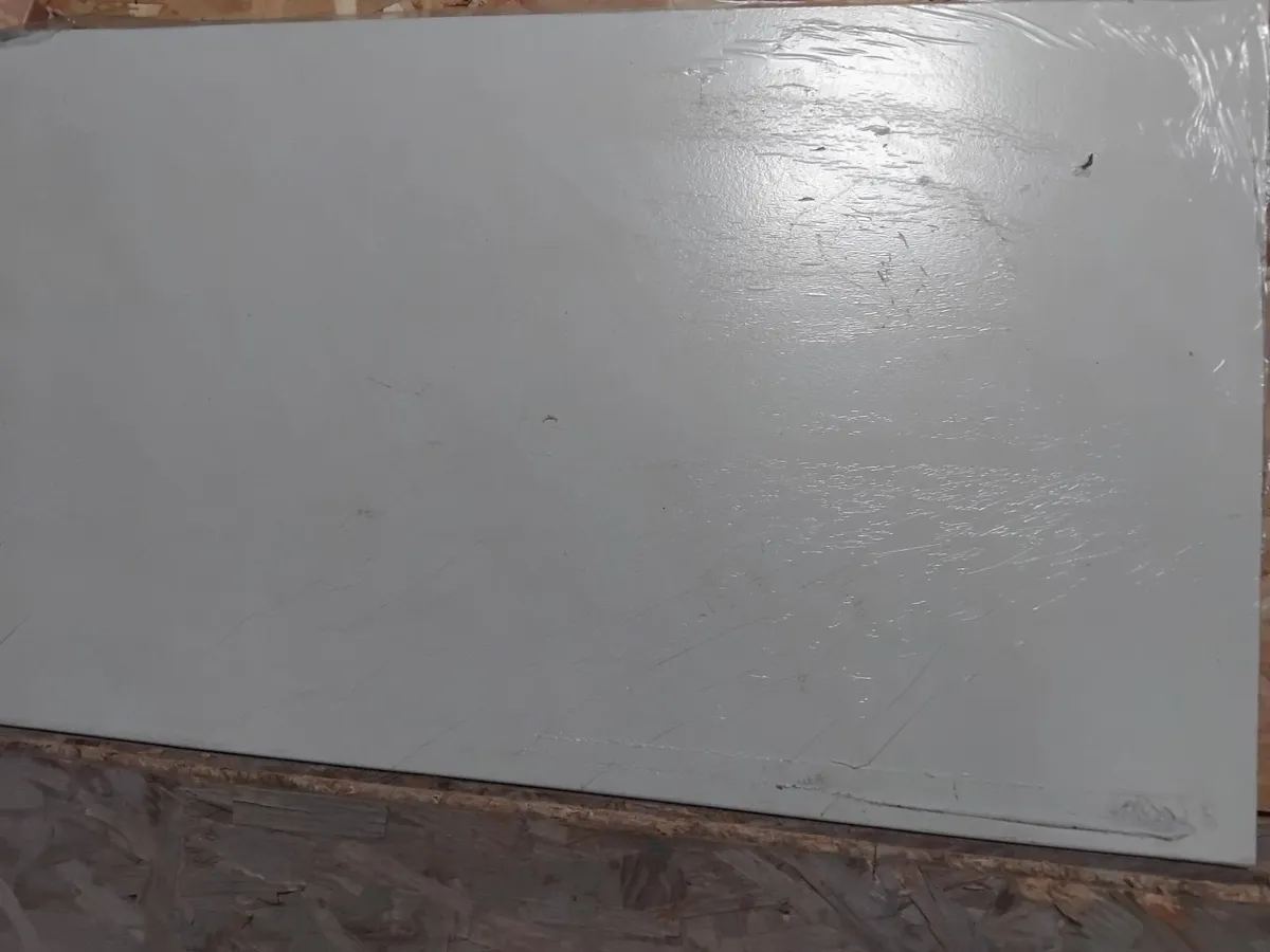 Kitchen doors, worktops - Image 3