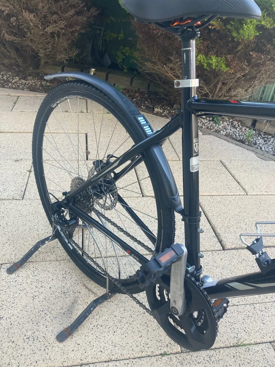 Trek FX 7.2 disc sport hybrid bike - Image 3