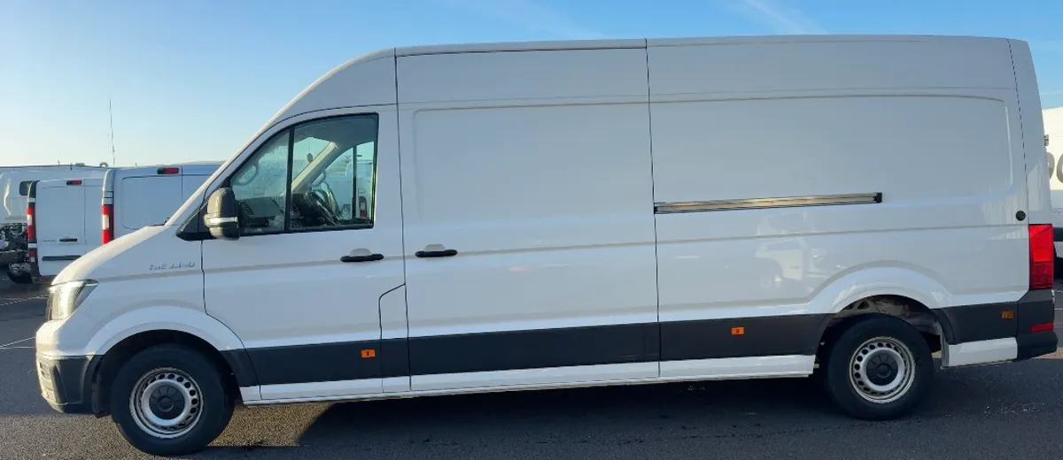 222 Man TGE - Long wheel base - Image 1