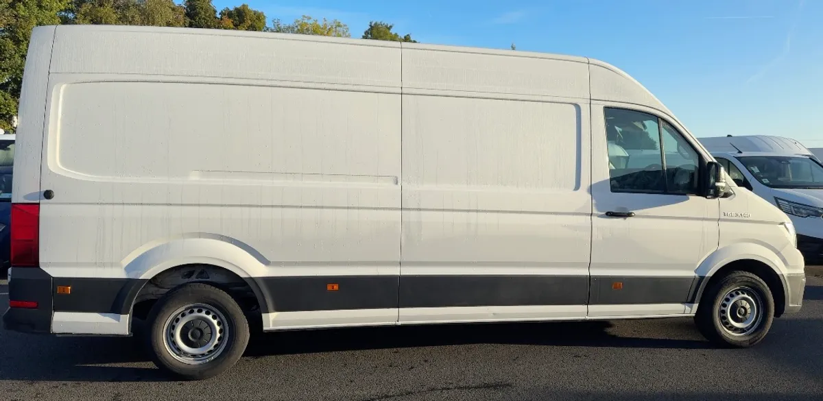 222 Man TGE - Long wheel base - Image 2