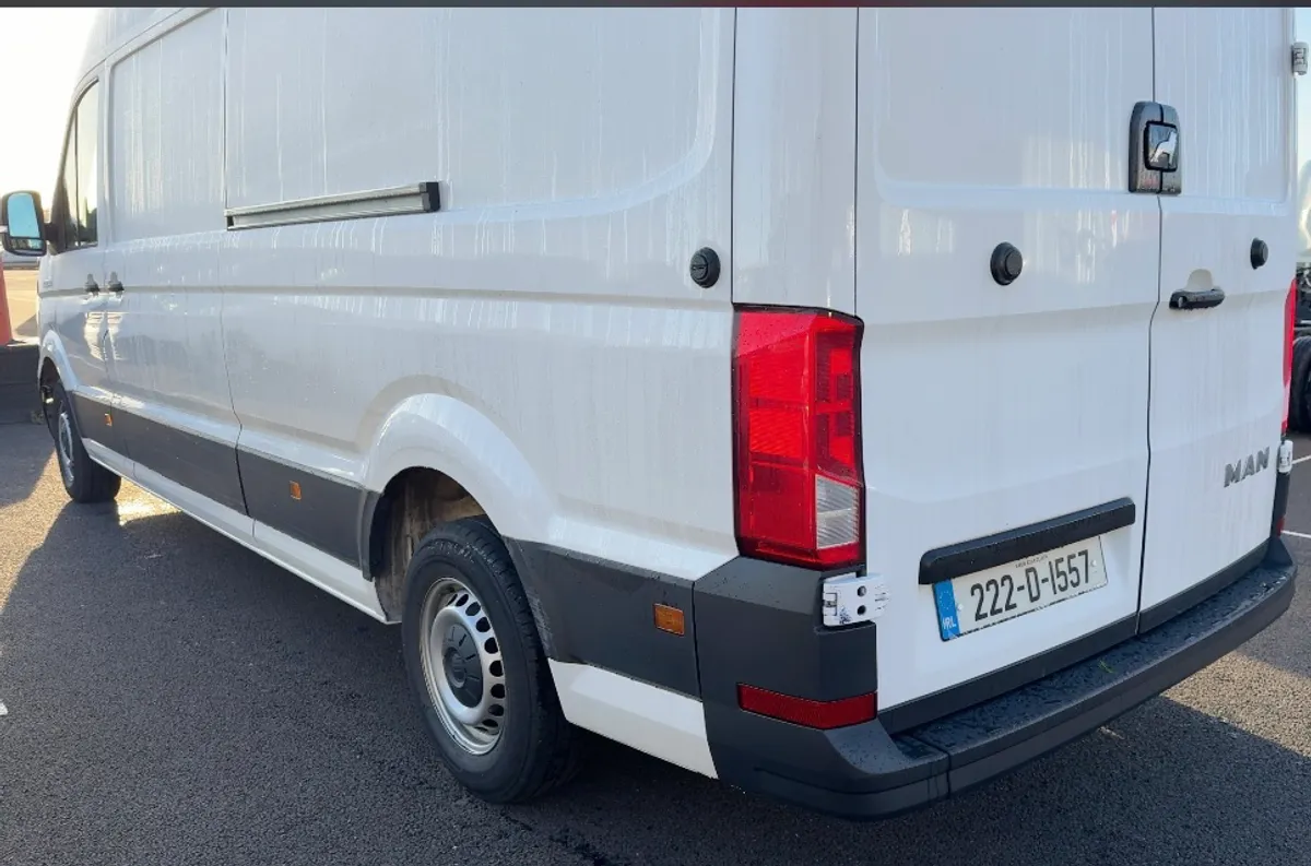 222 Man TGE - Long wheel base - Image 3