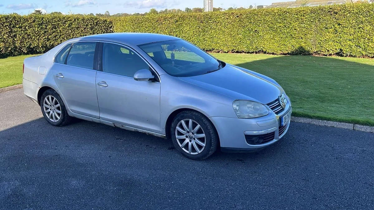 Volkswagen Jetta 2008 - Image 3