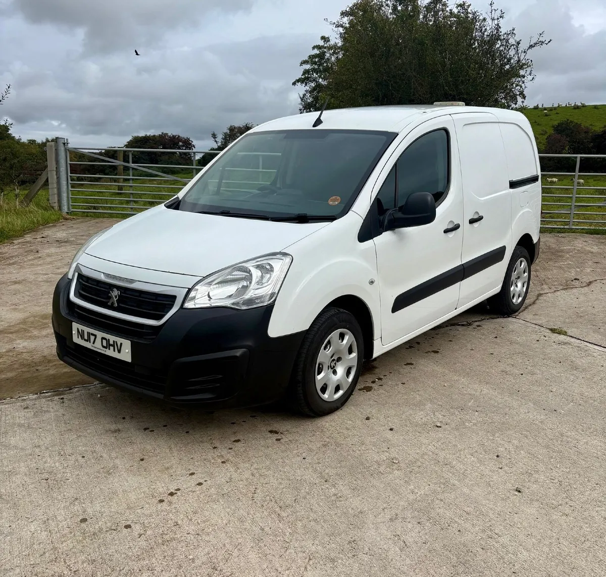 2017 Peugeot Partner Professional L1 100Bhp - Image 4