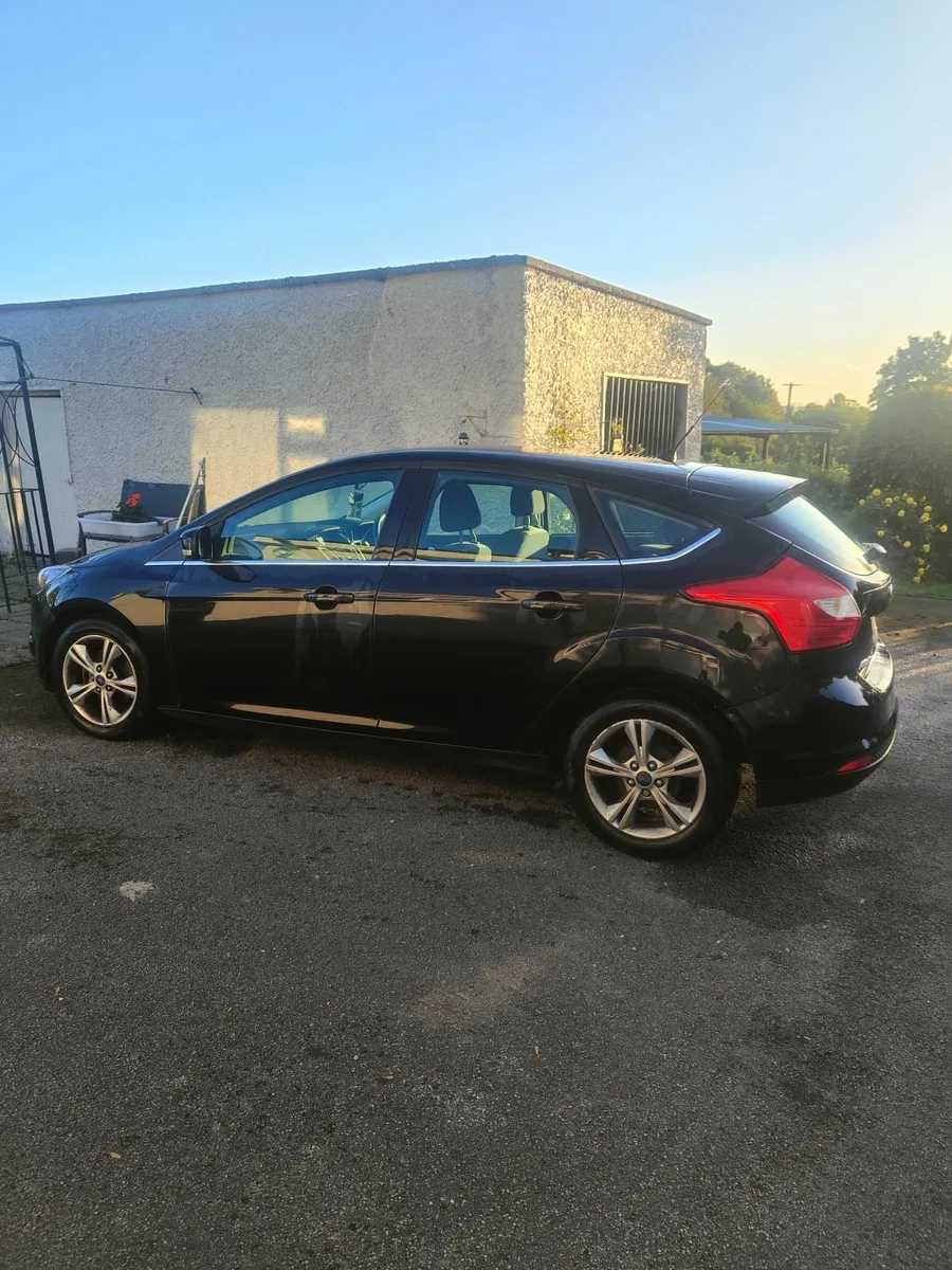 Ford Focus 2013 - Image 1