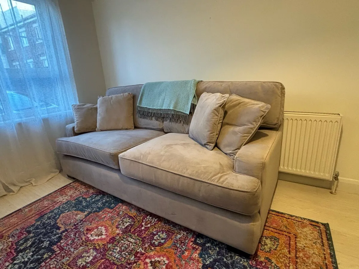 3 Seater sofa - Image 2