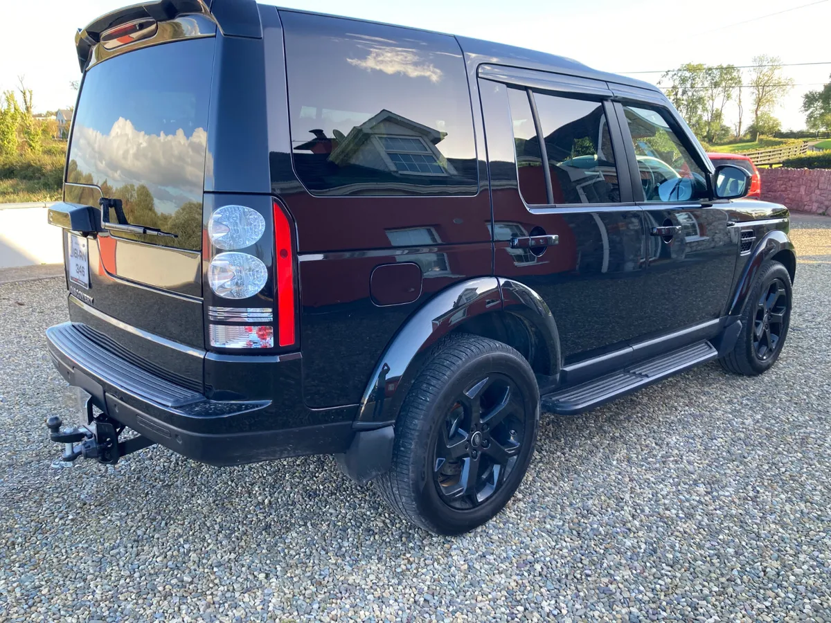 Land Rover Discovery 2016 Crew Cab Automatic - Image 4