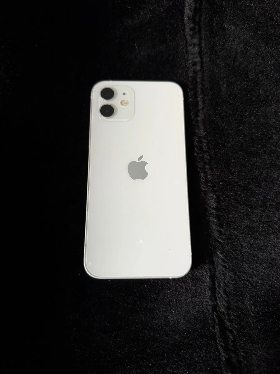 Iphone 12 64GB - Image 1