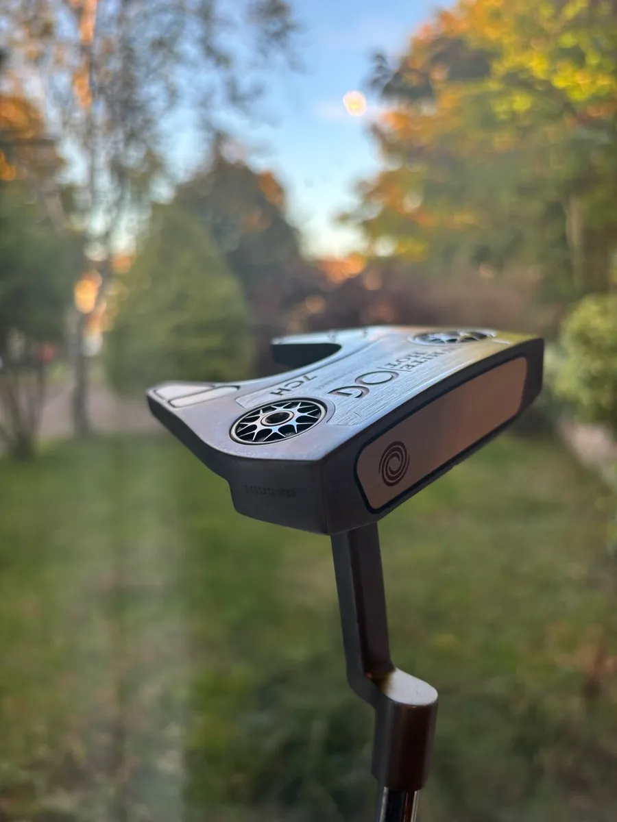 Odyssey White Hot OG Ch7 Putter 35” - Image 1
