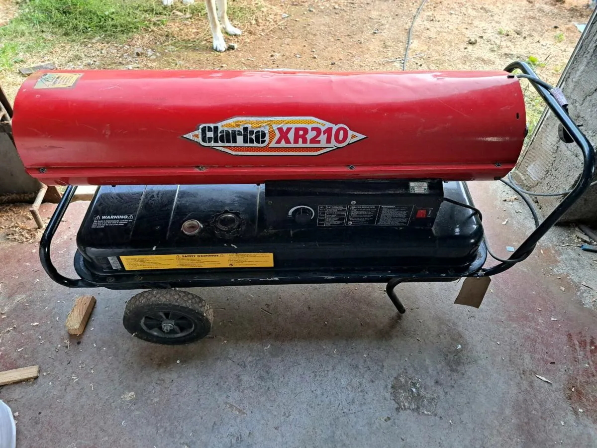 Large 53ltr Keroscene/Diesel Space Heater - Image 1