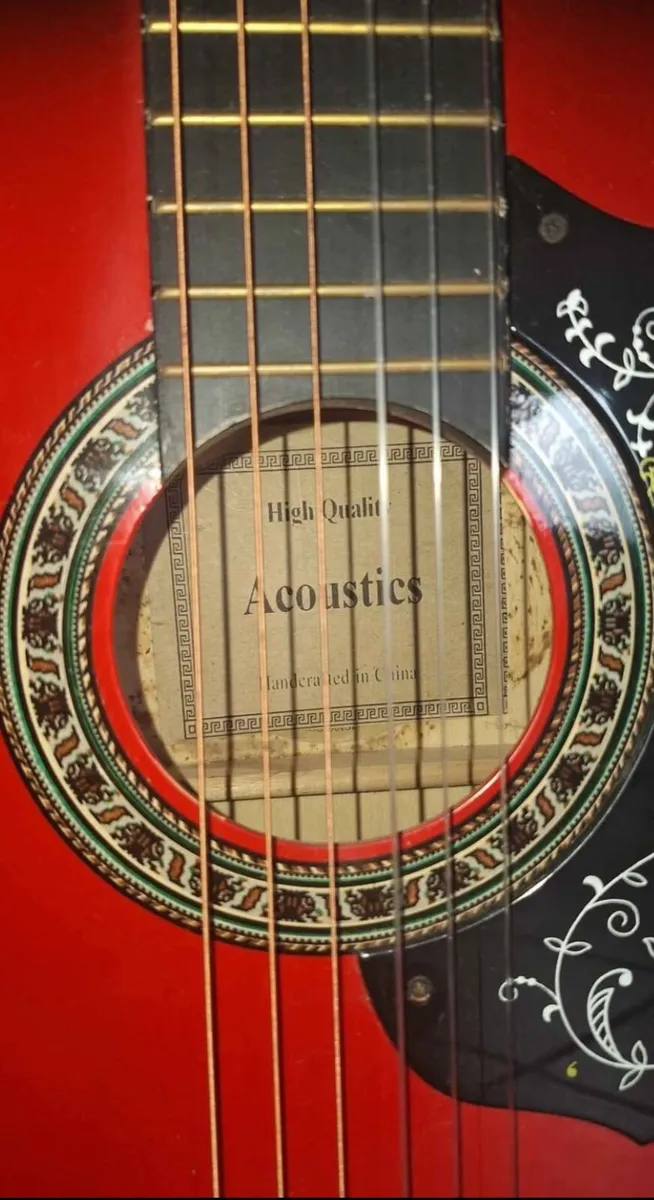 Red classical guitar with floral decor - Image 3