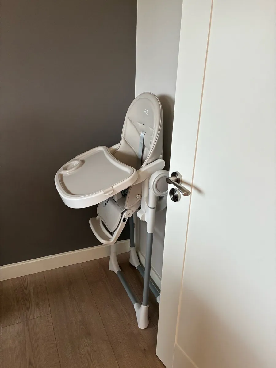 Nup Nup Adjustable High Chair Excellent Condition - Image 3
