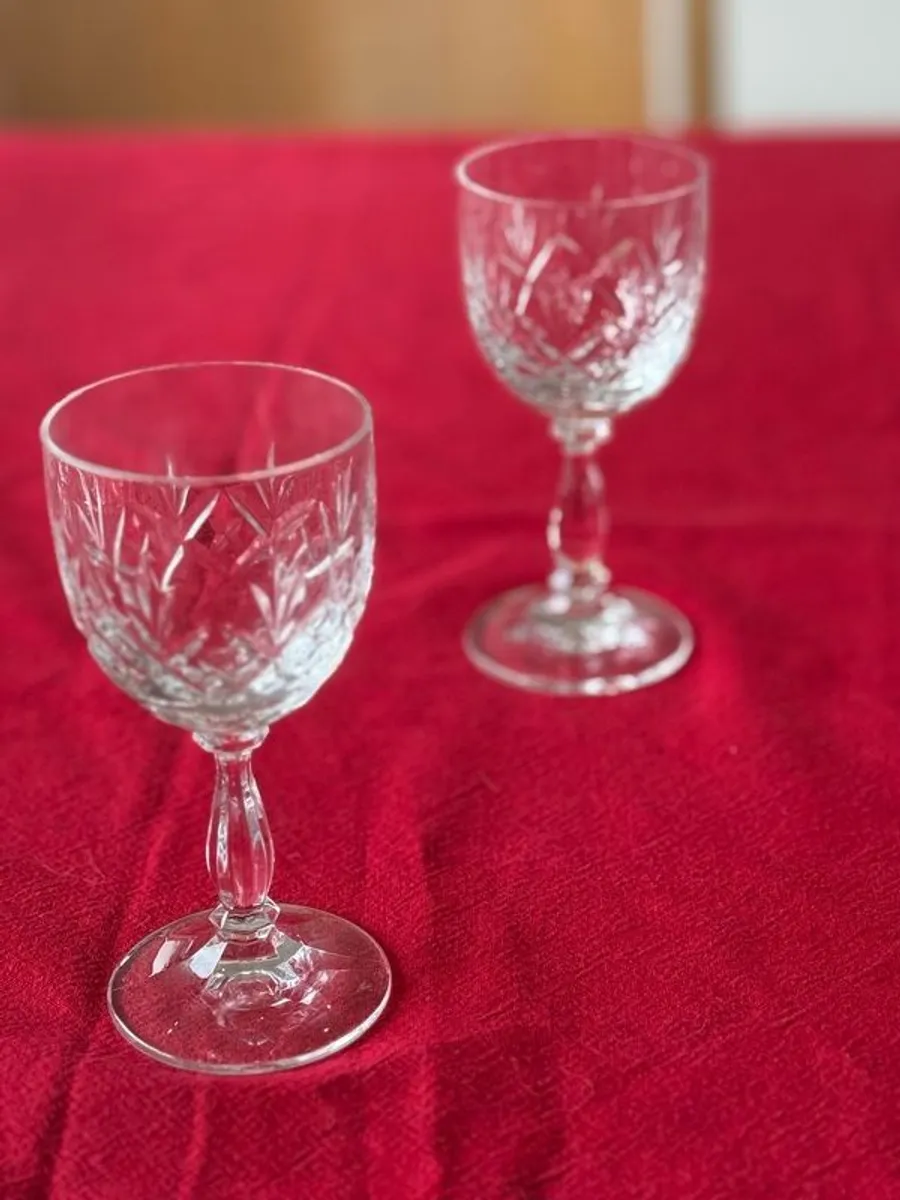 Set of 2 Vintage Royal Albert German Lead Crystal Claret Glasses - Image 2